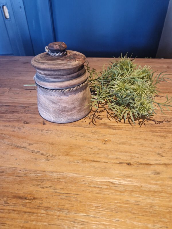 houten potje 18cm hoog 14cm breed