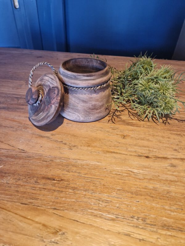 houten potje 18cm hoog 14cm breed