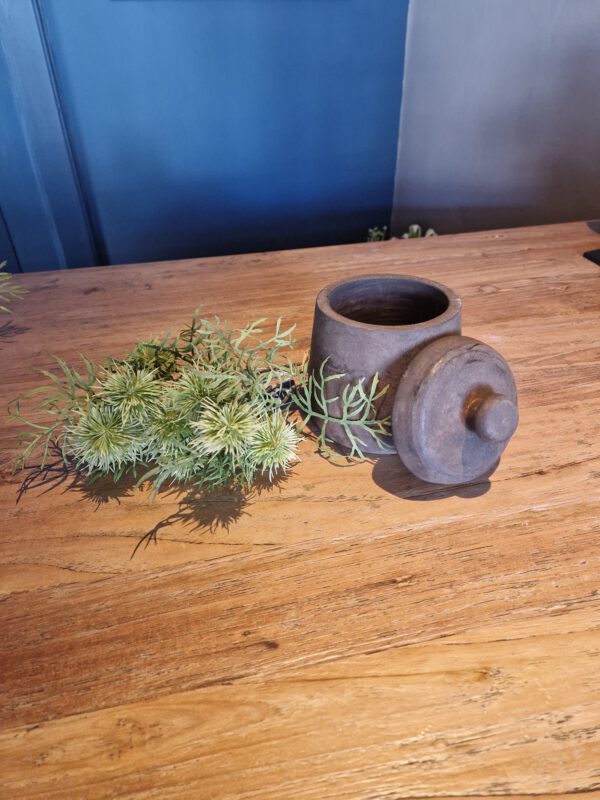 Lief houten potje  18cm hoog