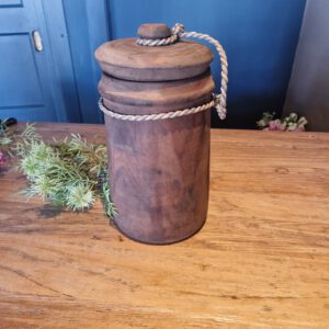 hoge houten pot. 32cm hoog